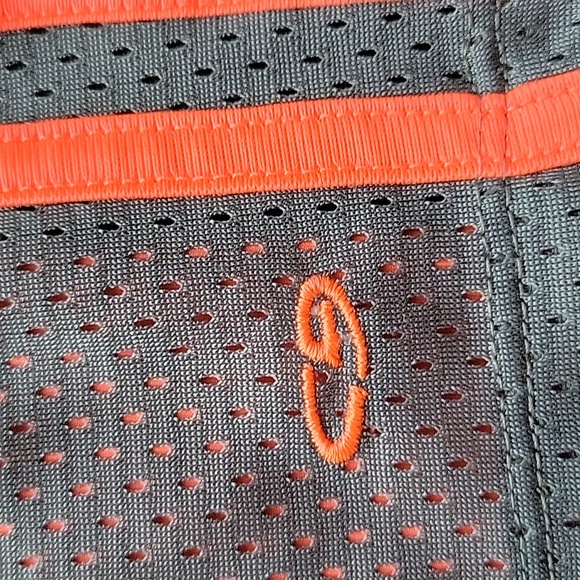 athletic shorts - Picture 2 of 4